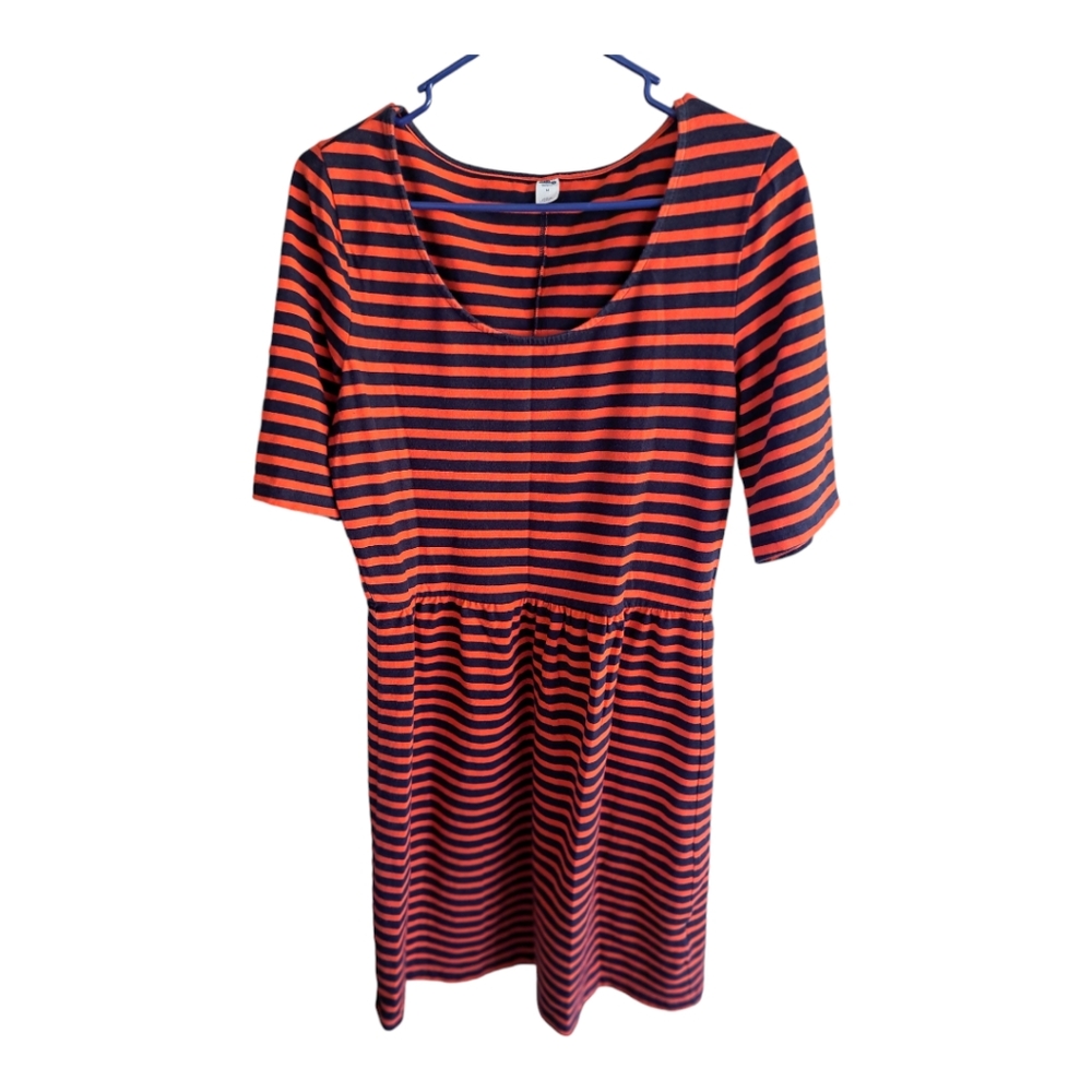 Old Navy Fit Flare dress - Picture 2 of 6